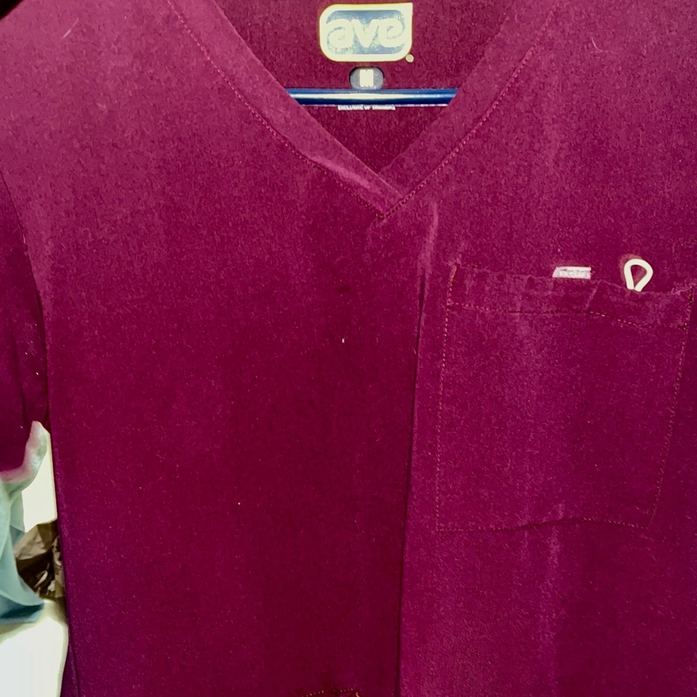 Maroon Short Sleeve V neck Scrub top